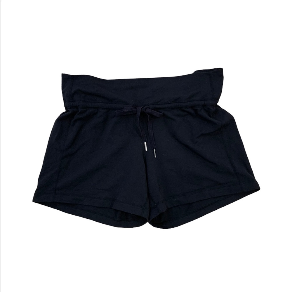 lululemon drawstring shorts